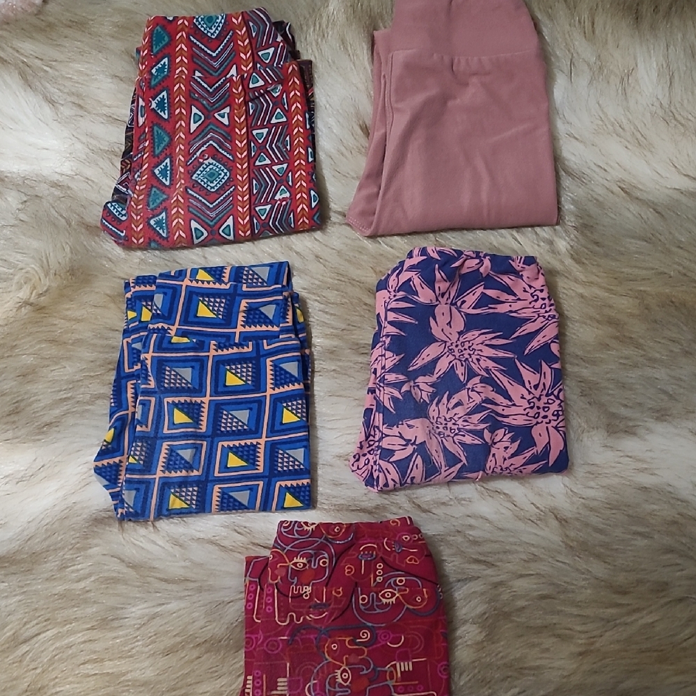 Bundle Of Colorful Patterned Leggings Sets- 8